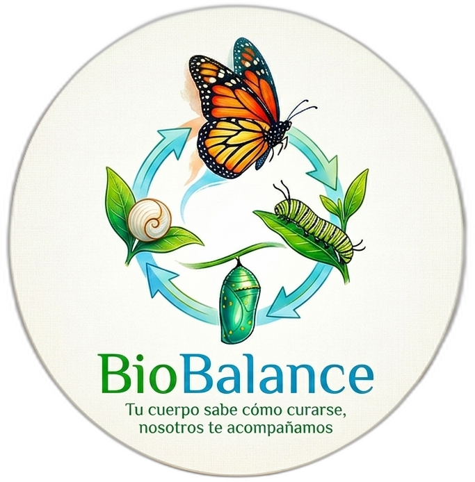 Logo BioBalance con mariposa monarca